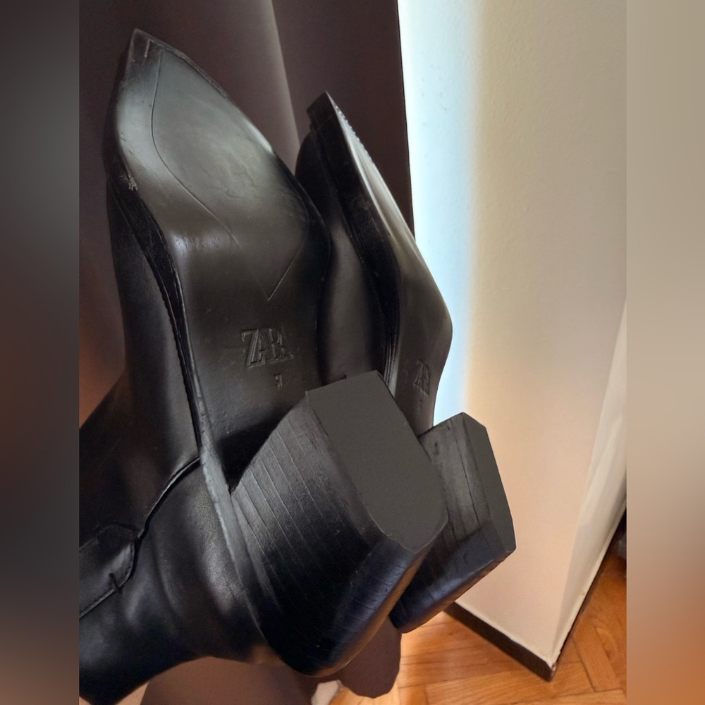 ✨ ZARA Black Leather Cowboy Ankle Boots – Size 37 / US 6.5 – NEW - Picture 10 of 12